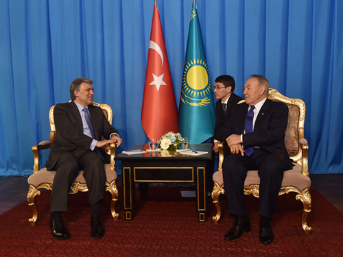  11. Cumhurbaşkanı Abdullah Gül, Kazakistan Devlet Başkanı Nursultan Nazarbayev ile Görüştü